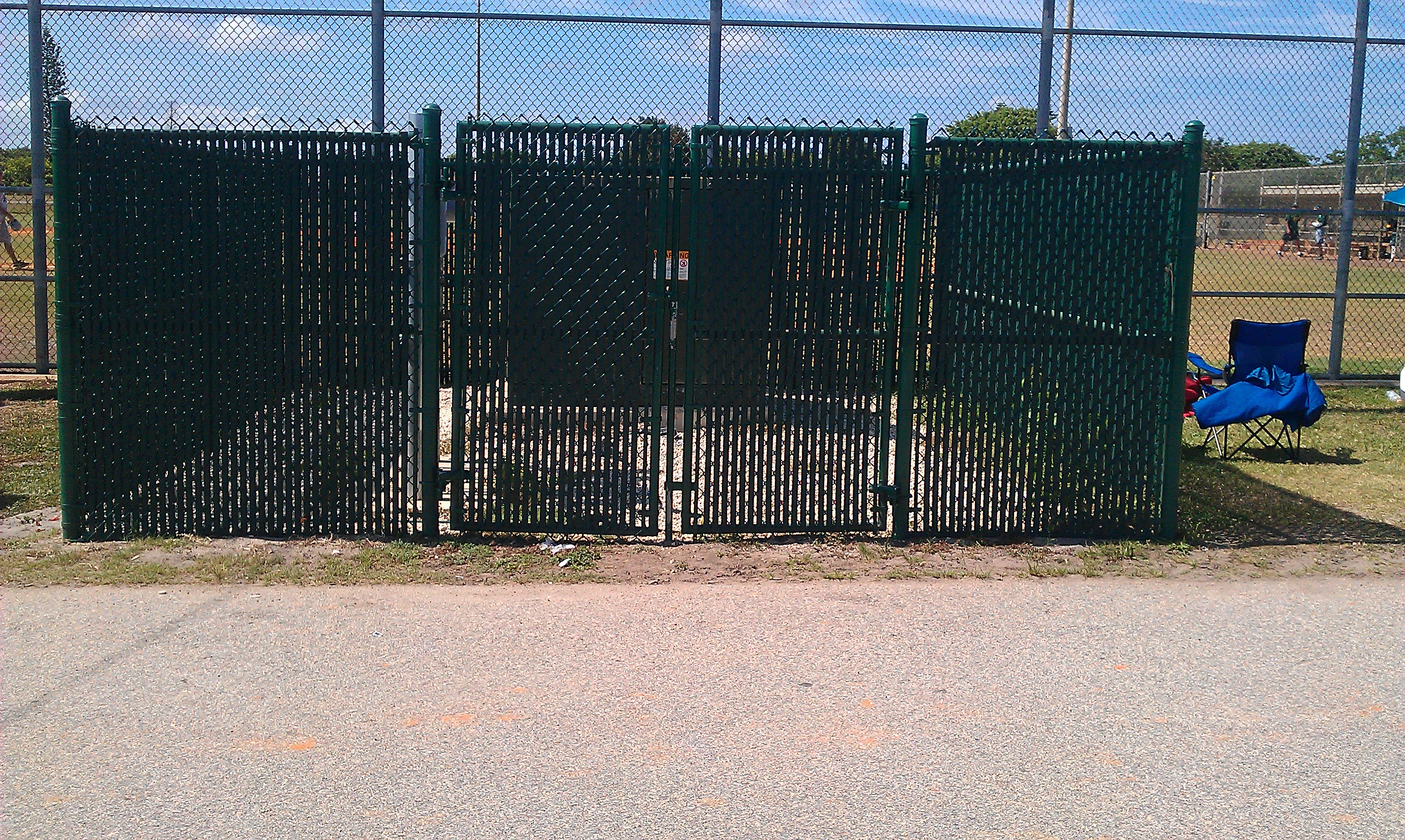 CHAIN LINK 4